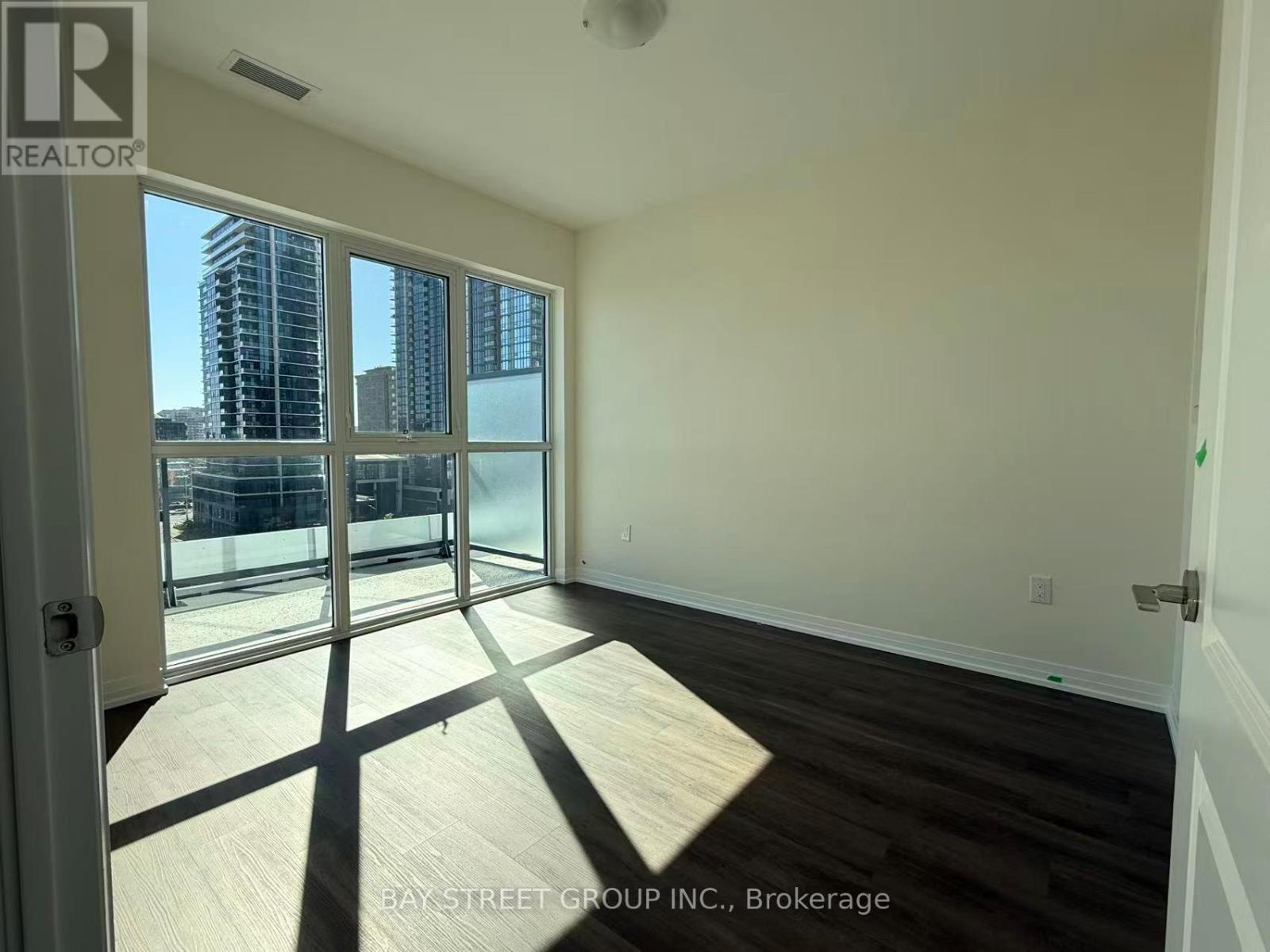 606 - 15 Watergarden Drive, Mississauga, Ontario  L5R 0H4 - Photo 8 - W13726212