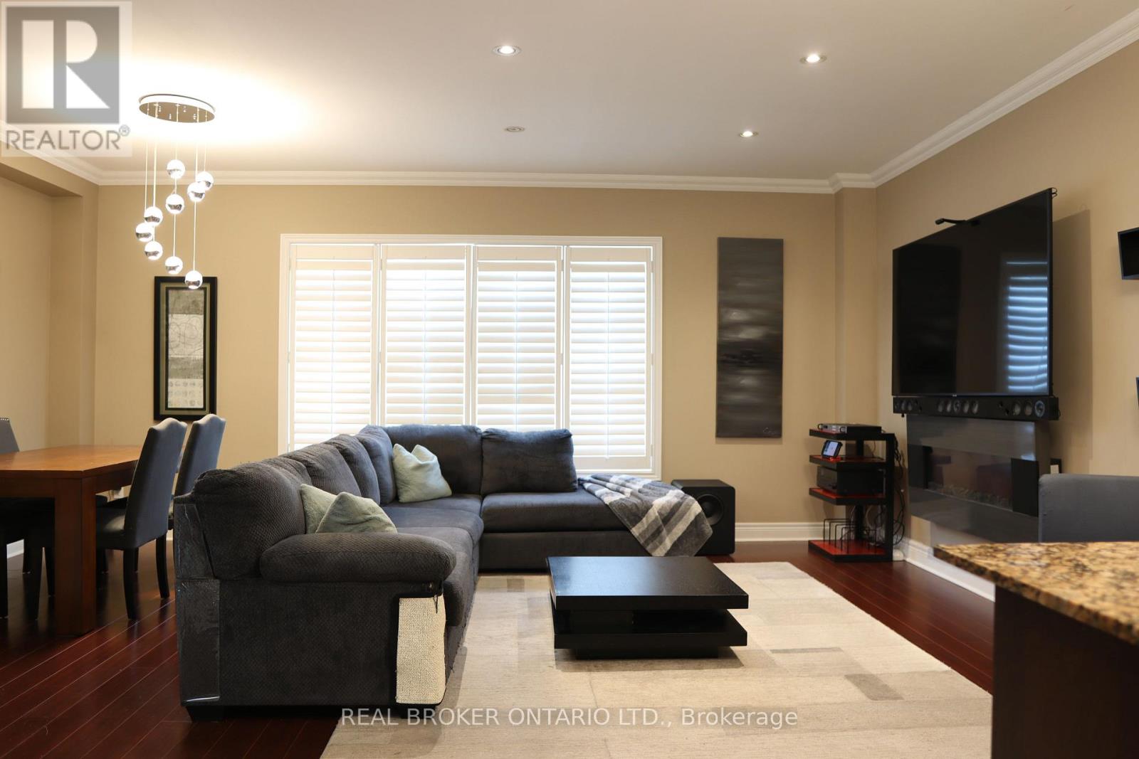 17 - 215 16th Avenue, Richmond Hill, Ontario  L4L 0T8 - Photo 2 - N13726208