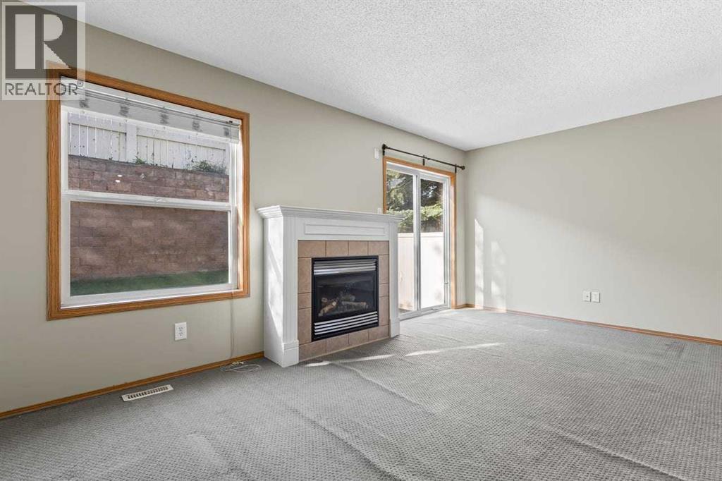 51 Eversyde Court SW, Calgary, Alberta T2Y 4S3 - Photo 14 - A2341177