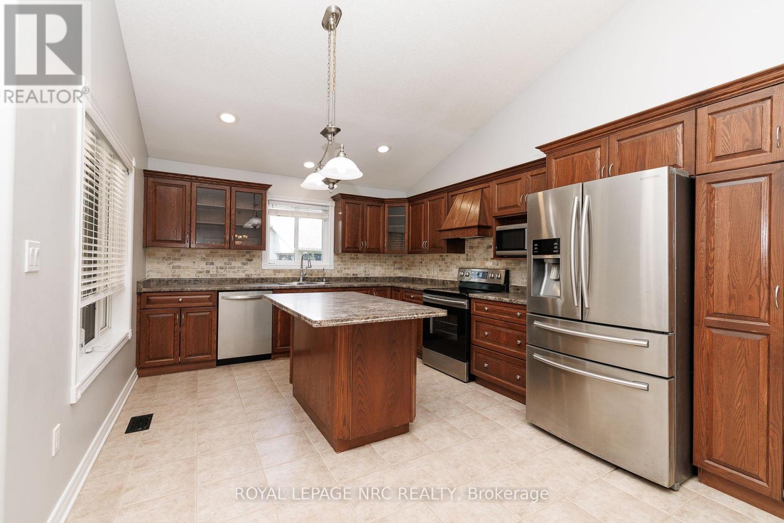8532 Heikoop Crescent, Niagara Falls, Ontario  L2H 3J7 - Photo 23 - X13726234