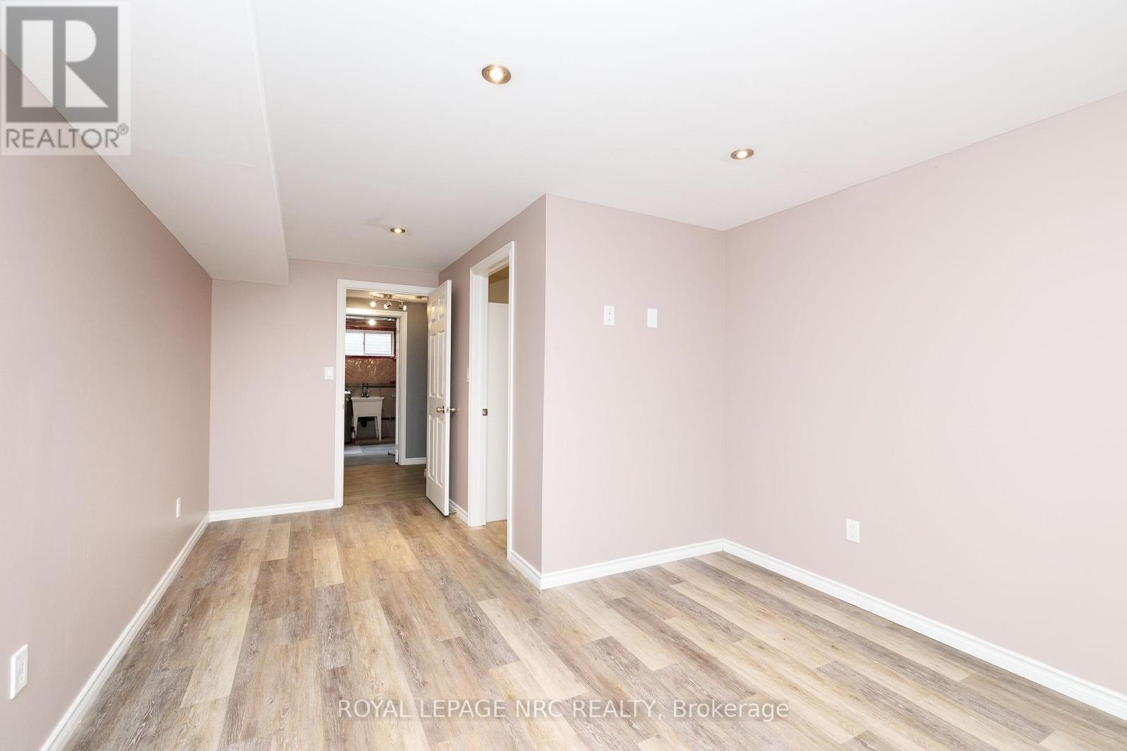 8532 Heikoop Crescent, Niagara Falls, Ontario  L2H 3J7 - Photo 44 - X13726234