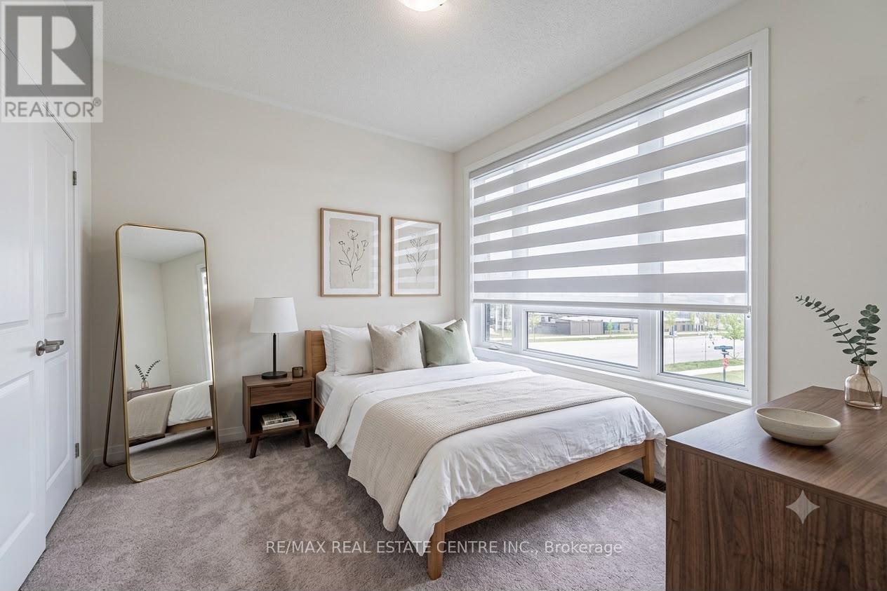 1062 Skyridge Boulevard, Pickering, Ontario  L1X 0G5 - Photo 14 - E13726222