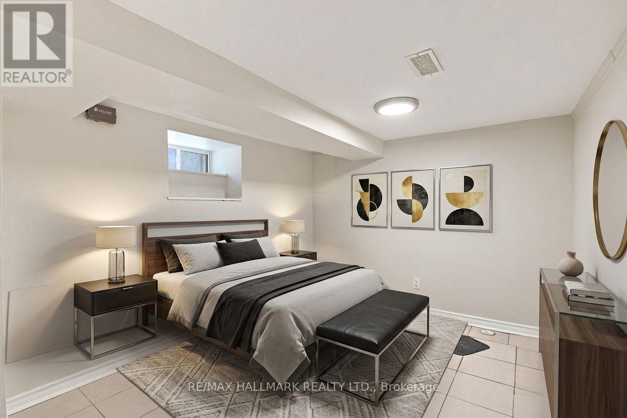 76 Pape Avenue, Toronto, Ontario  M4M 2V6 - Photo 40 - E13720526