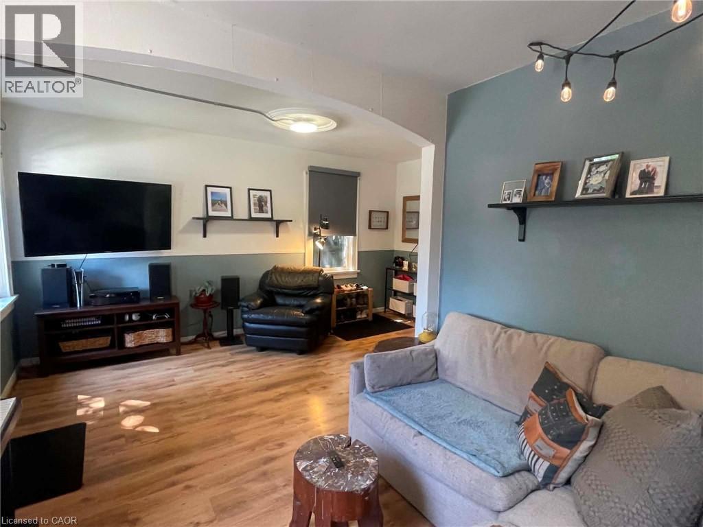 270 West 18th Street, Hamilton, Ontario  L9C 4G9 - Photo 7 - 40858617