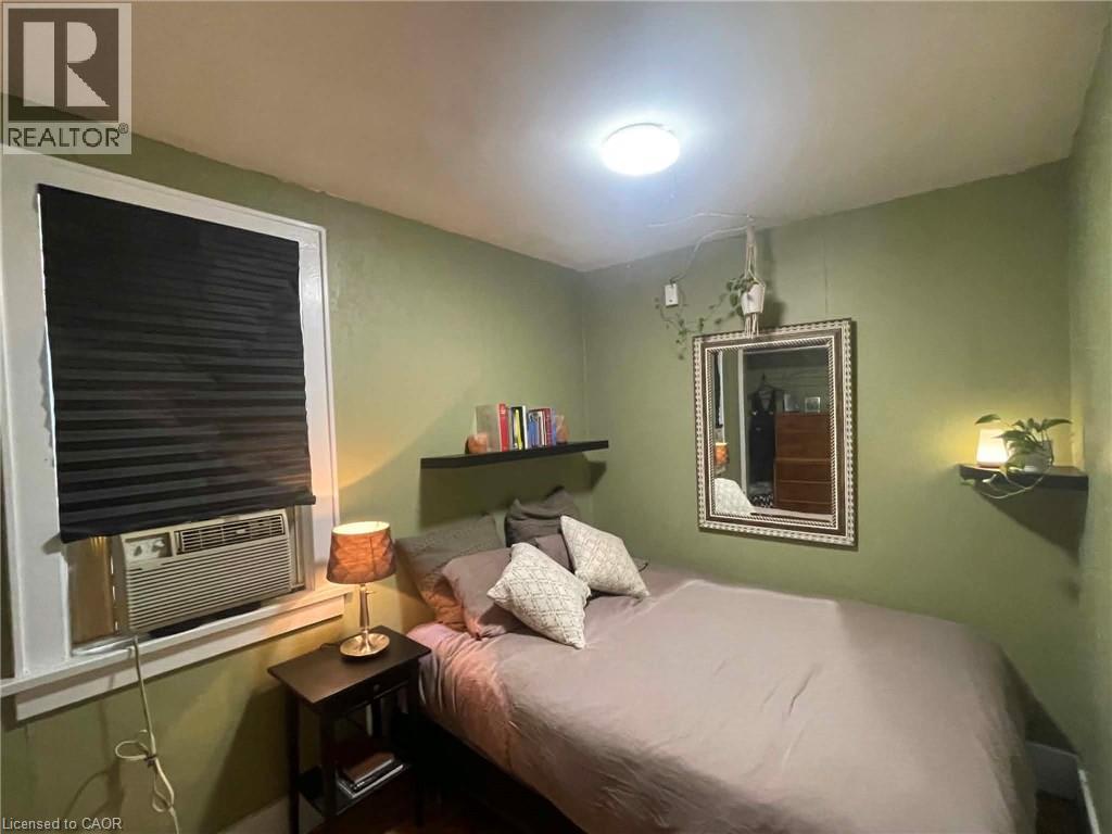 270 West 18th Street, Hamilton, Ontario  L9C 4G9 - Photo 10 - 40858617