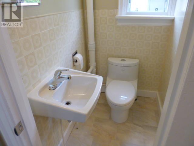 458 & 460 Egan St, Thunder Bay, Ontario  P7A 2X5 - Photo 11 - TB2602589
