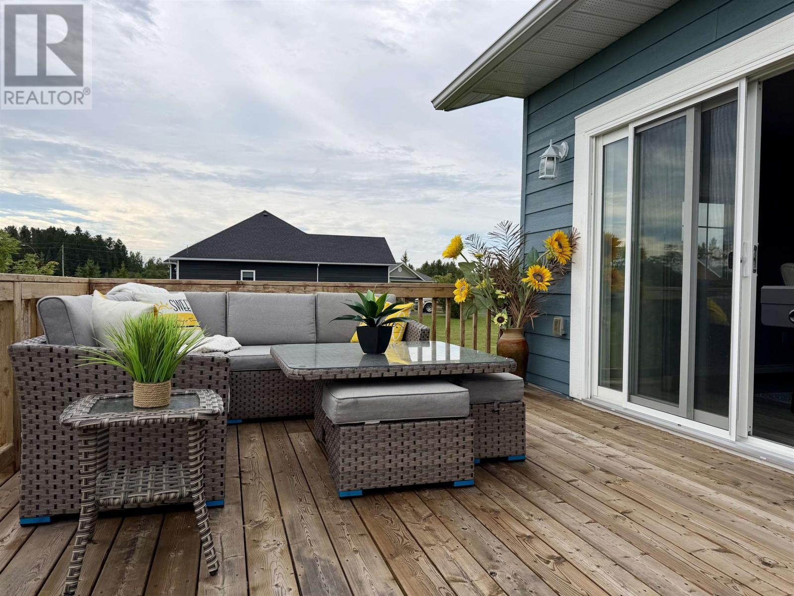 8 Spruce Dr, Emo, Ontario  P0W 1E0 - Photo 7 - TB2602590