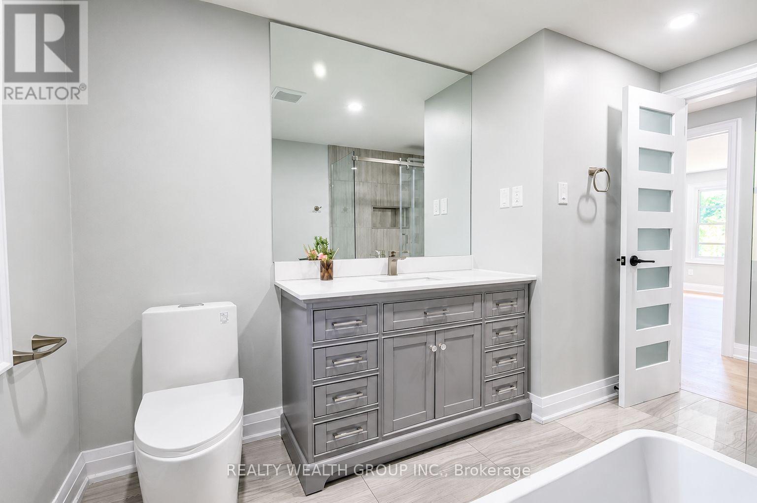 264 Shakespeare Drive, Waterloo, Ontario N2L 2T6 - Photo 14 - X13725854