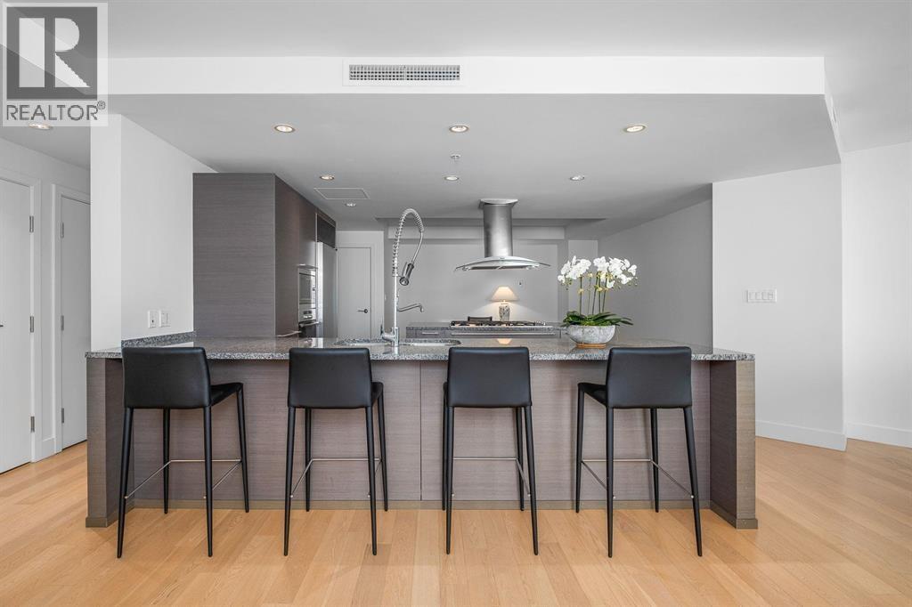 3X01 1111 ALBERNI STREET, vancouver, British Columbia