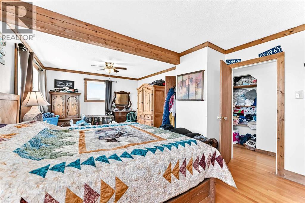 224004 Range Road 233, Rural Wheatland County, Alberta  T0J 1N0 - Photo 17 - A2341182