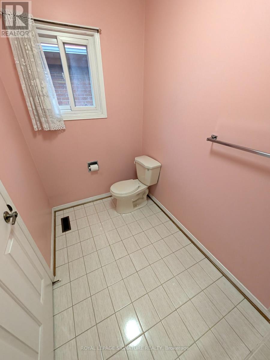 44 Bankview Circle, Toronto, Ontario  M9W 6S5 - Photo 39 - W13724672
