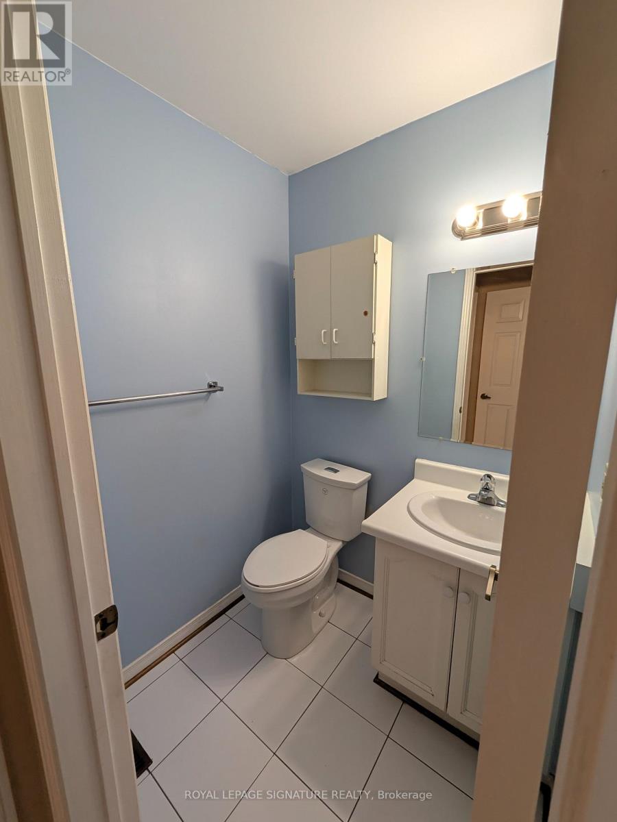 44 Bankview Circle, Toronto, Ontario  M9W 6S5 - Photo 14 - W13724672