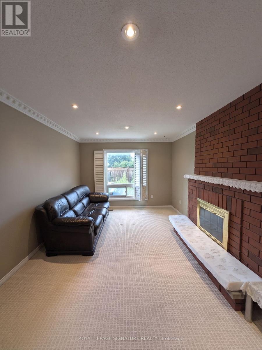 44 Bankview Circle, Toronto, Ontario  M9W 6S5 - Photo 6 - W13724672
