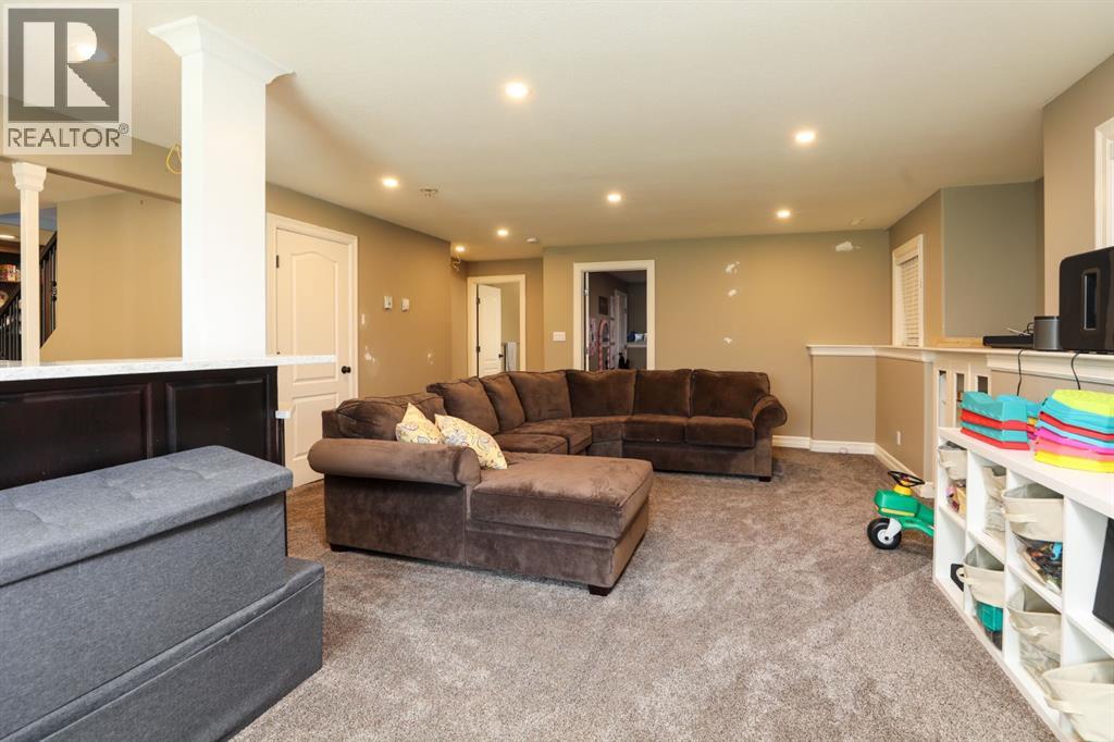 243 N 1a Street E, Magrath, Alberta  T0K 1J0 - Photo 30 - A2341178