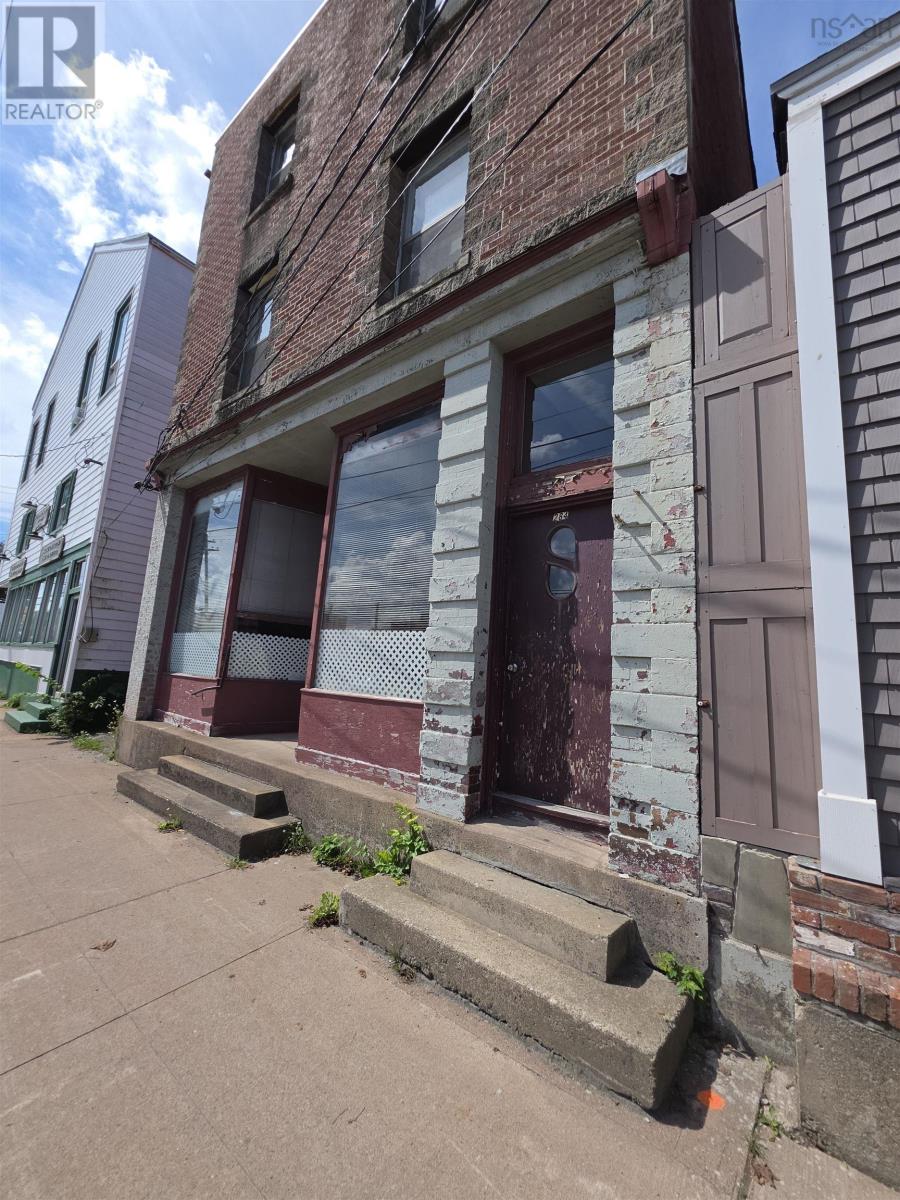 284 Foord Street, Stellarton, Nova Scotia  B0K 0A2 - Photo 4 - 202621913