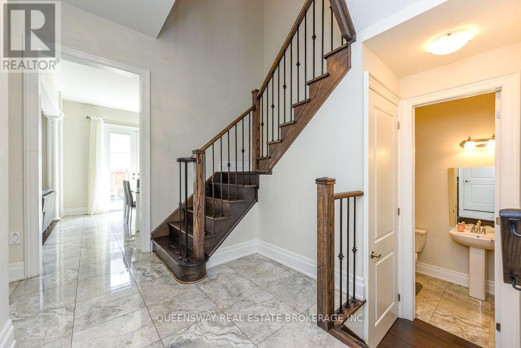 12 Love Court, Brampton, Ontario  L6P 4H6 - Photo 20 - W13726264