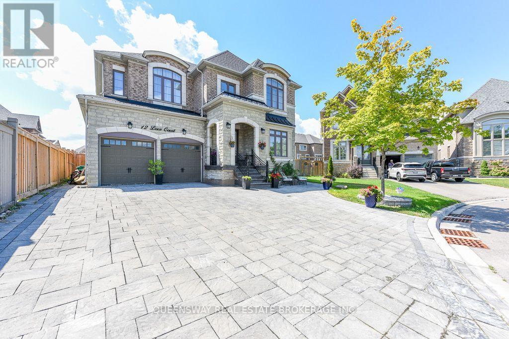 12 Love Court, Brampton, Ontario  L6P 4H6 - Photo 3 - W13726264