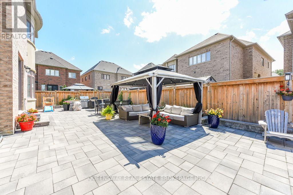 12 Love Court, Brampton, Ontario  L6P 4H6 - Photo 44 - W13726264
