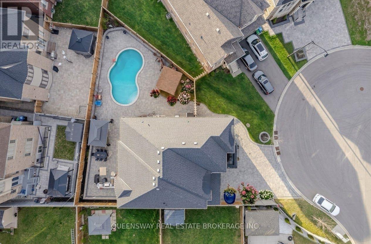 12 Love Court, Brampton, Ontario  L6P 4H6 - Photo 49 - W13726264
