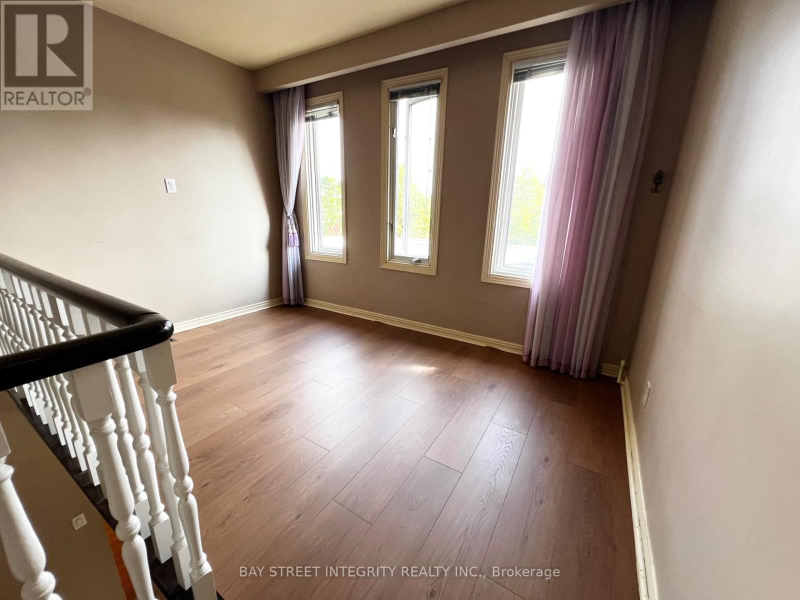 61 Morbank Drive, Toronto, Ontario M1V 2M1 - Photo 14 - E13726038