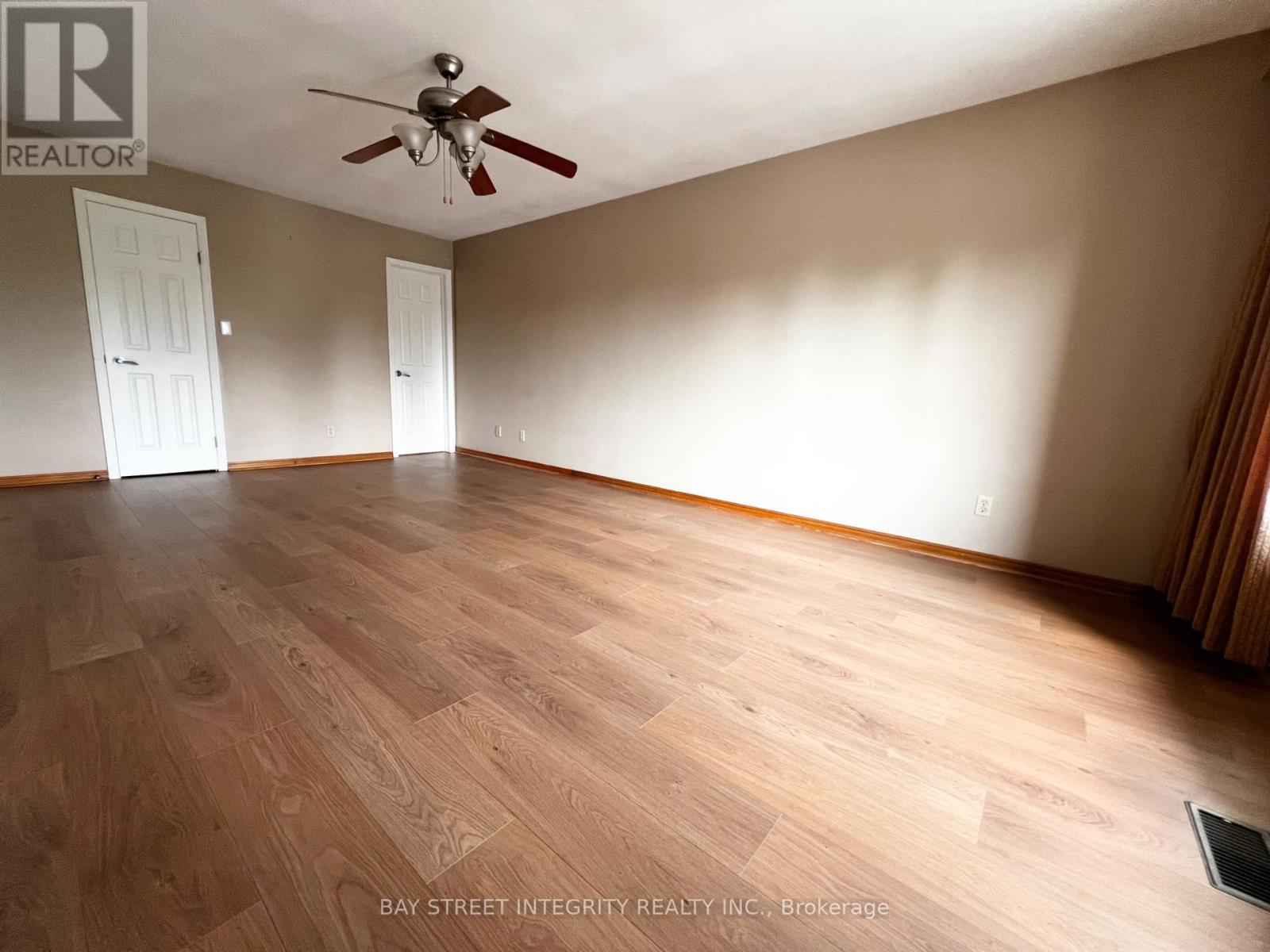 61 Morbank Drive, Toronto, Ontario M1V 2M1 - Photo 17 - E13726038