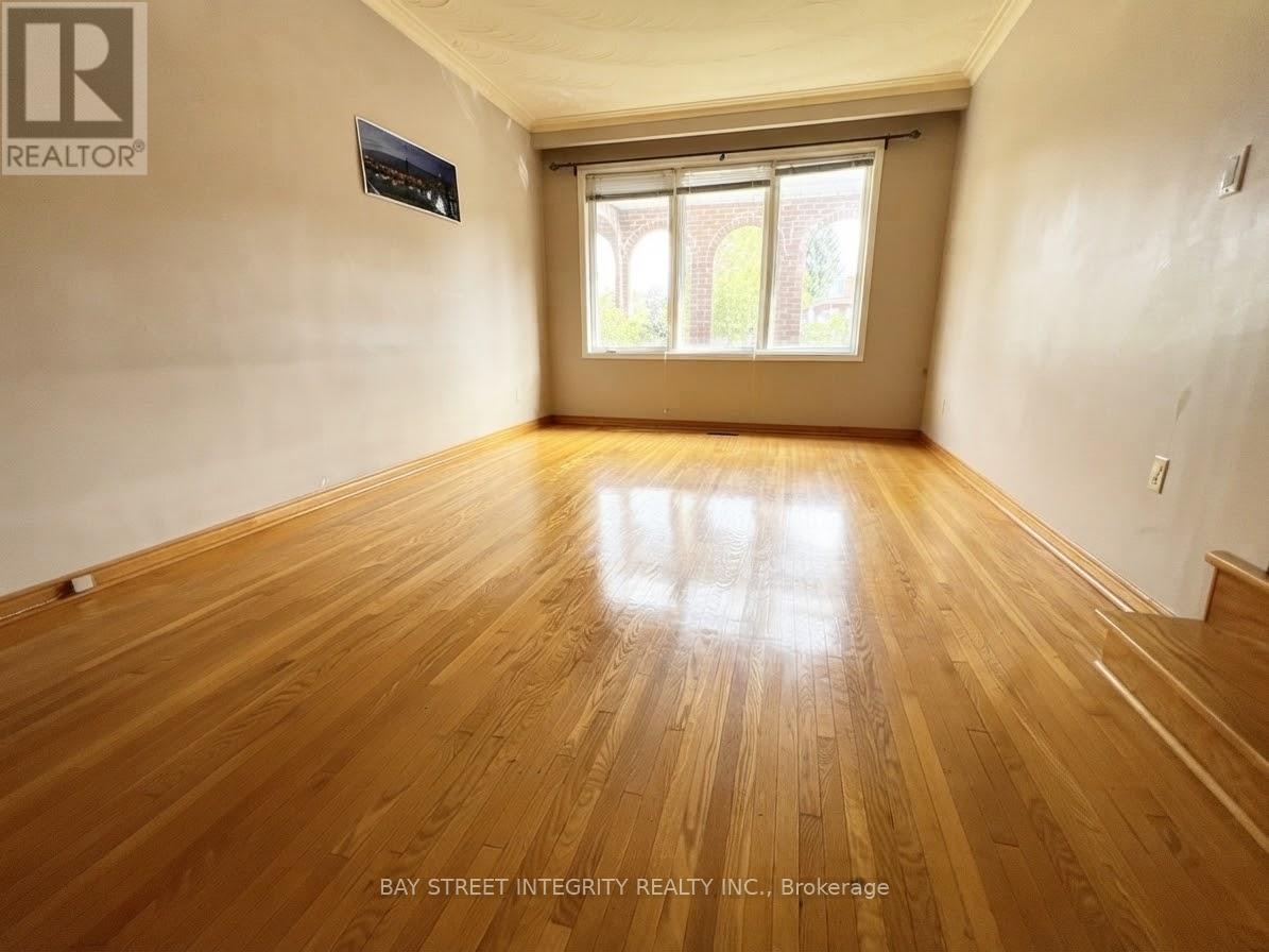 61 Morbank Drive, Toronto, Ontario M1V 2M1 - Photo 4 - E13726038