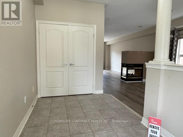 46 Stoneheath Crescent, Markham, Ontario L6C 2K9 - Photo 2 - N13726292