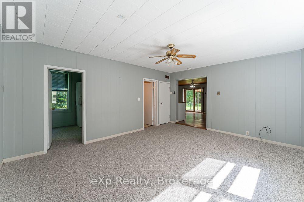 520 Huron Road, South Bruce Peninsula, Ontario  N0H 1X0 - Photo 12 - X13726278