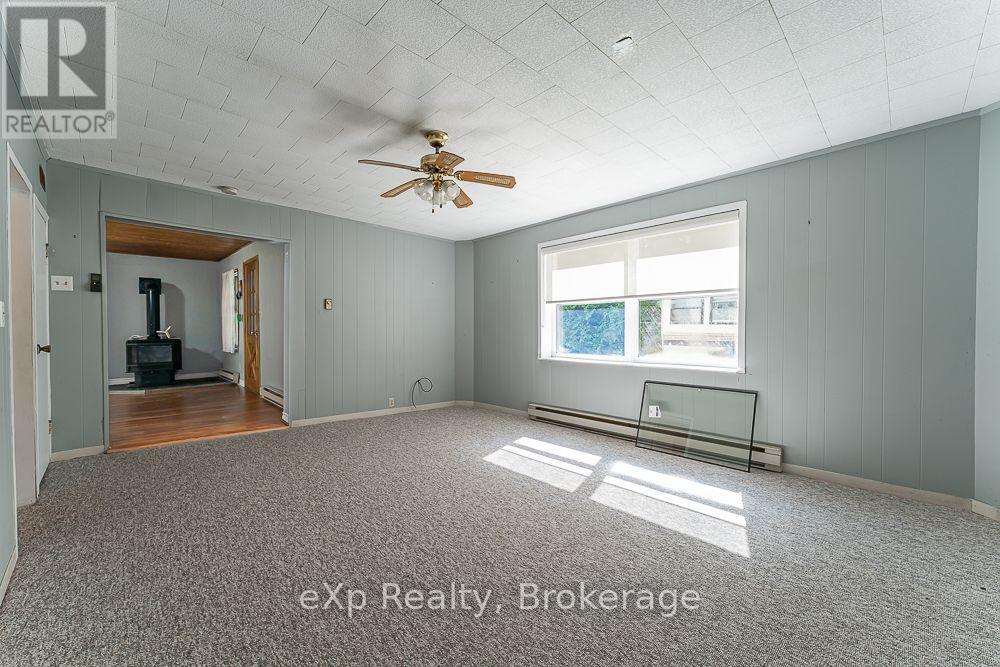 520 Huron Road, South Bruce Peninsula, Ontario  N0H 1X0 - Photo 13 - X13726278