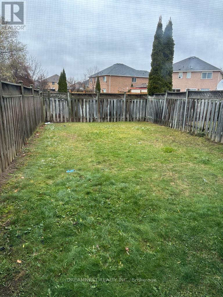 1209 Quest Circle, Mississauga, Ontario  L5N 8B9 - Photo 16 - W13726294