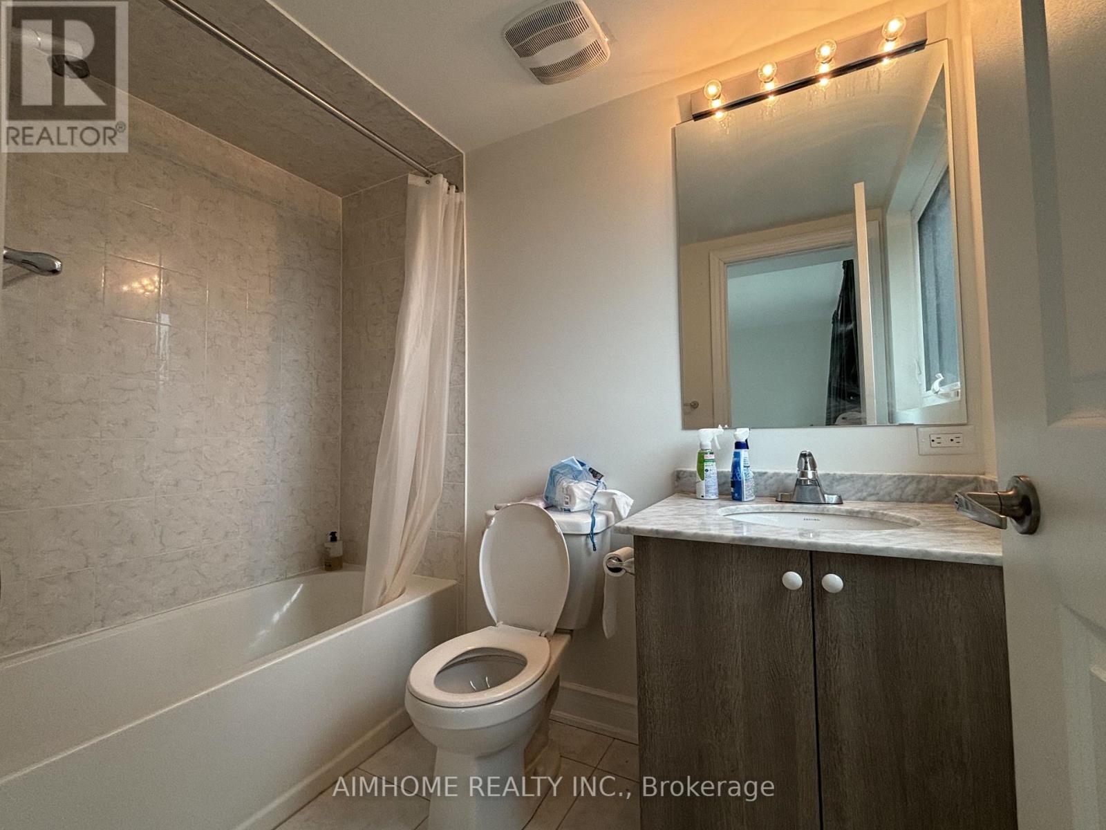 58 Pony Farm Drive, Toronto, Ontario  M9R 0B3 - Photo 12 - W13726296