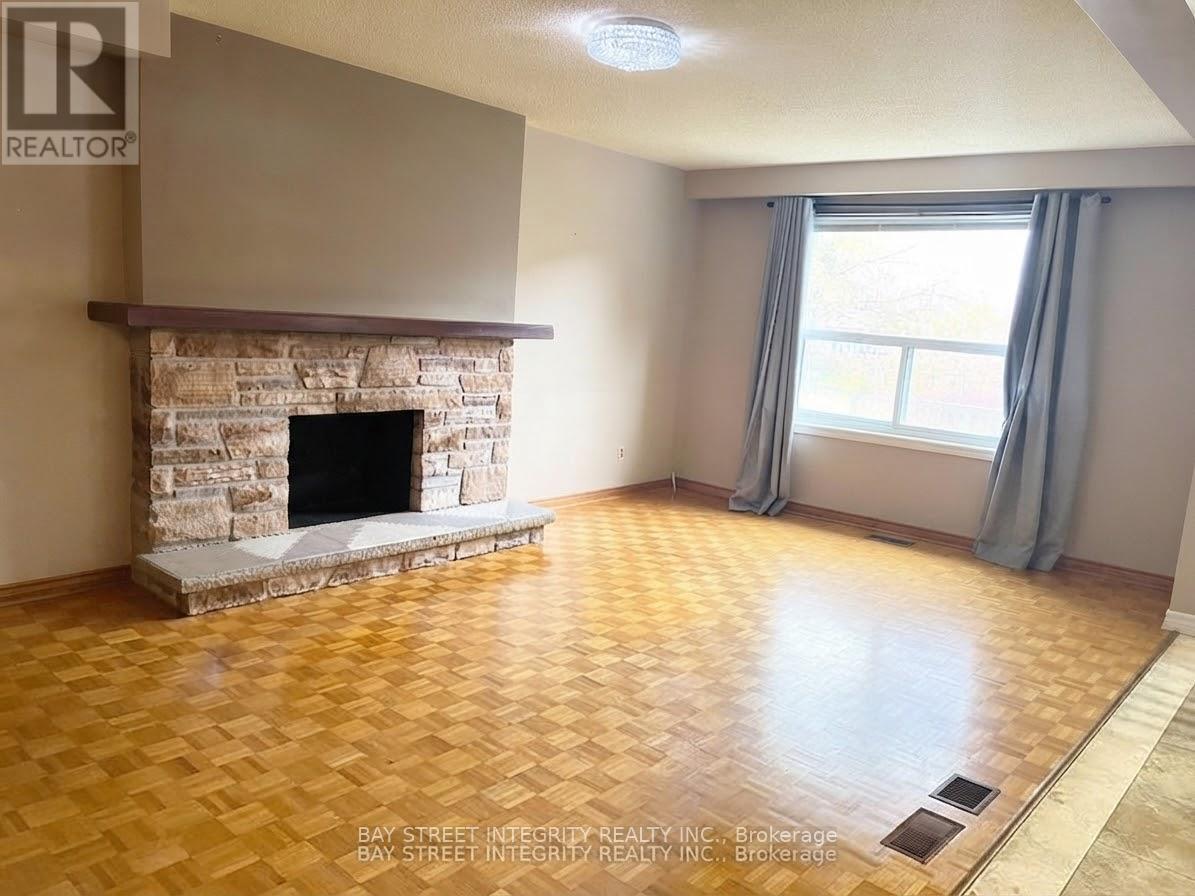 61 Morbank Drive, Toronto, Ontario M1V 2M1 - Photo 5 - E13726038