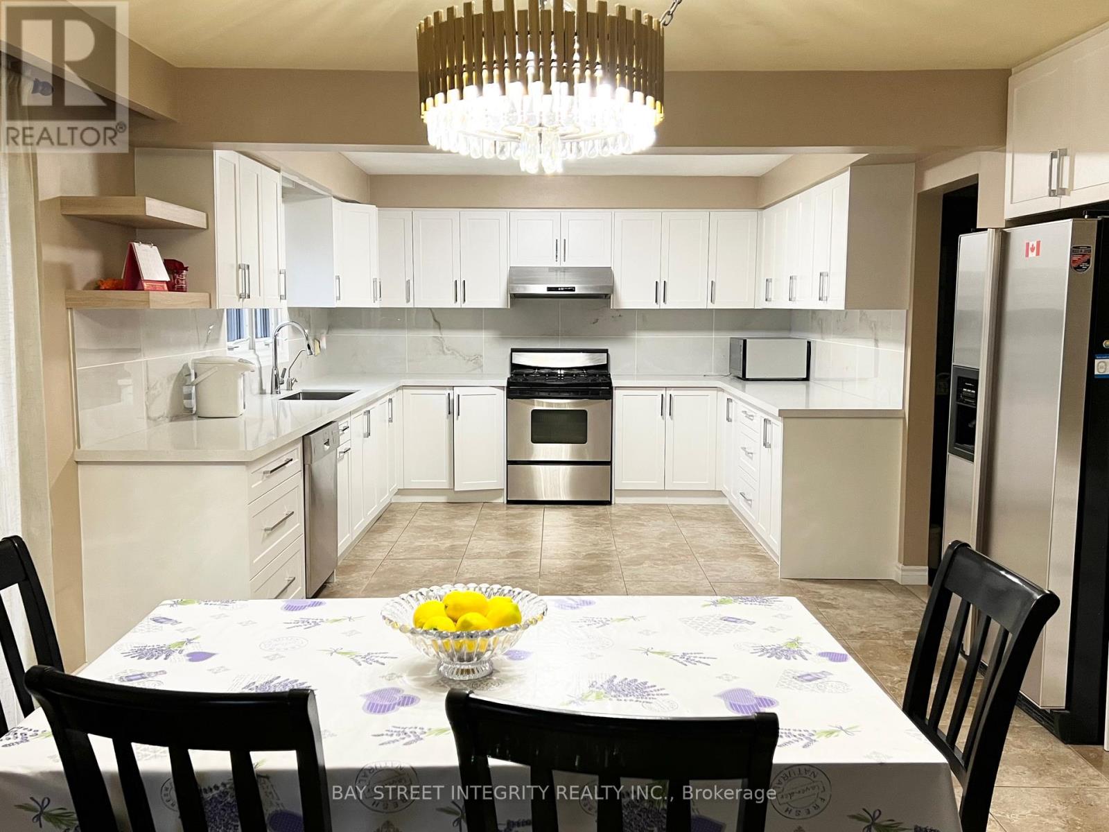 61 Morbank Drive, Toronto, Ontario M1V 2M1 - Photo 7 - E13726038