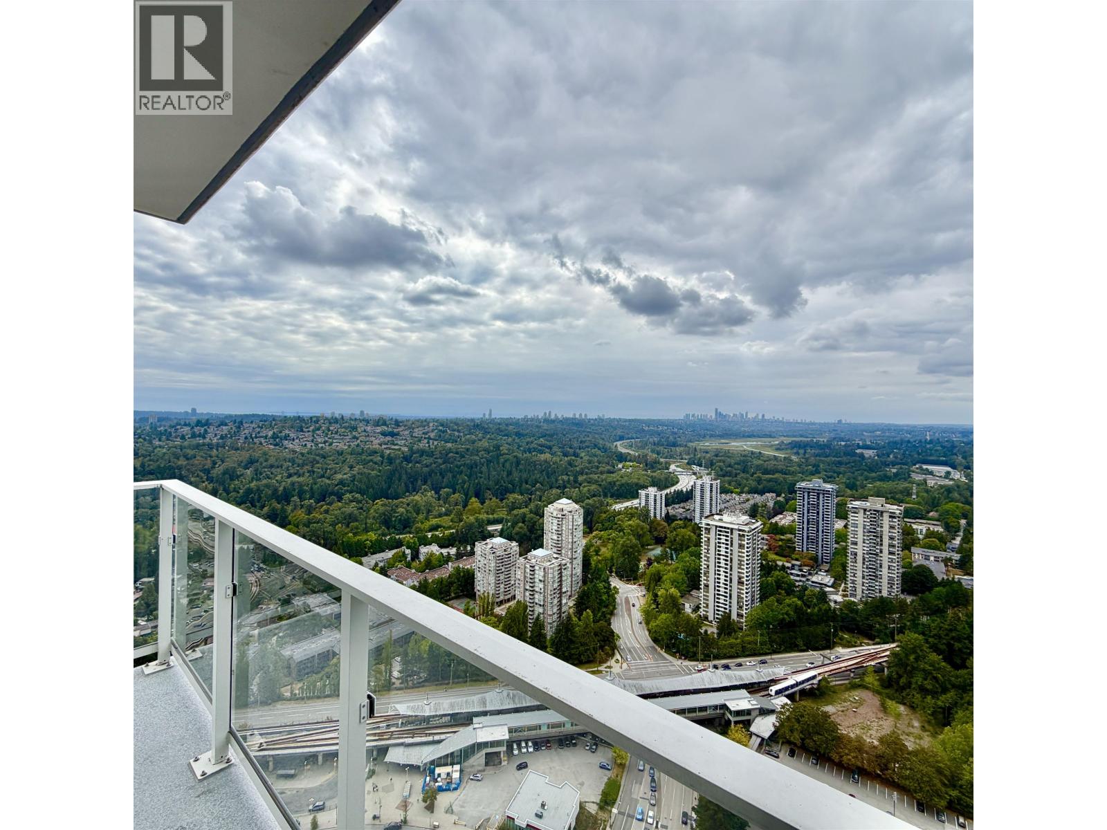 3907 3833 Evergreen Place, Burnaby, British Columbia  V3J 0M2 - Photo 11 - R3159371