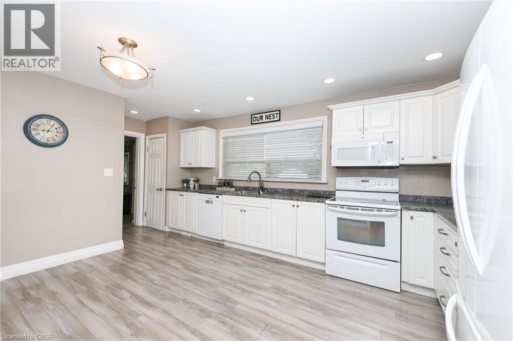249 Mcneilly Road, Stoney Creek, Ontario  L8E 5H2 - Photo 16 - 40854548