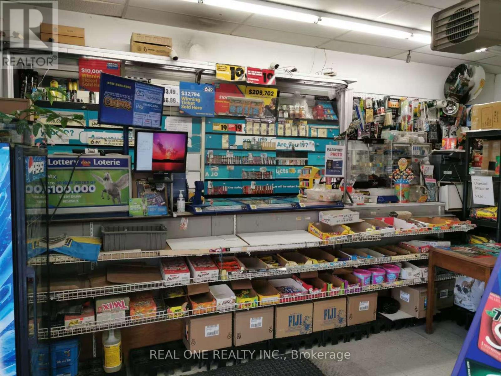 22a - 1151 Dundas Street, Mississauga, Ontario  L5C 1C6 - Photo 2 - W13726298