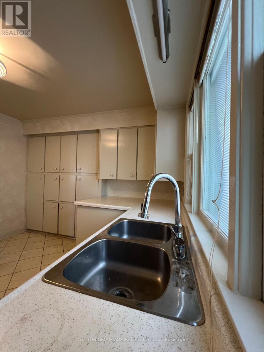119 Caribou Road, Toronto, Ontario  M5N 2B1 - Photo 34 - C13443226