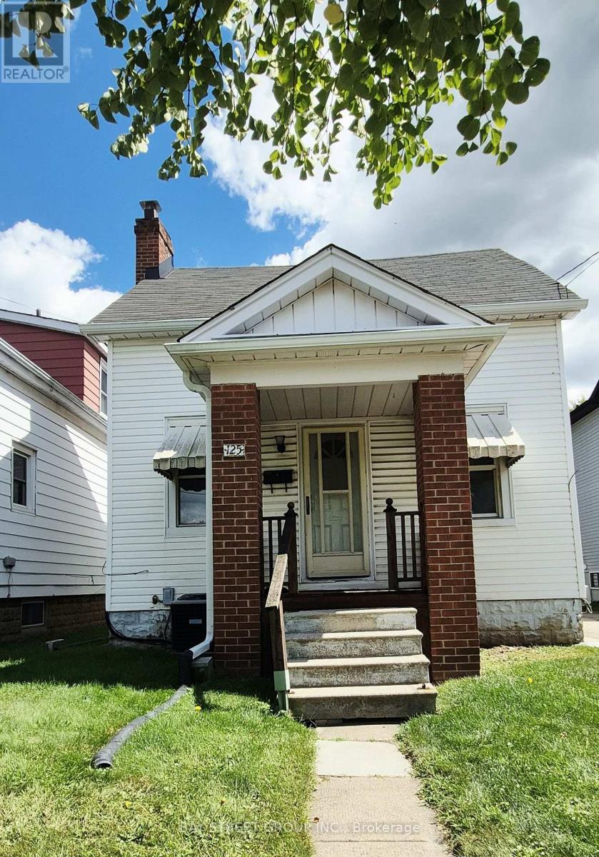 125 BROADWAY AVENUE, Hamilton, Ontario