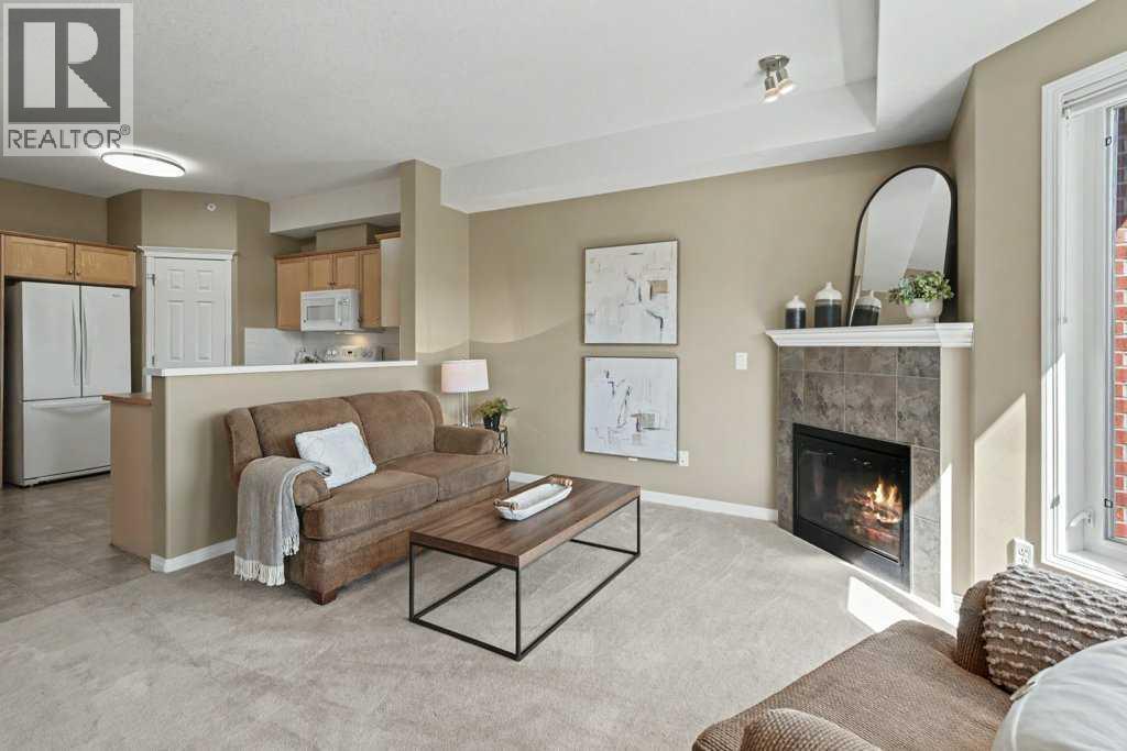 443, 15 Everstone Drive SW, Calgary, Alberta  T2Y 5B5 - Photo 5 - A2338105