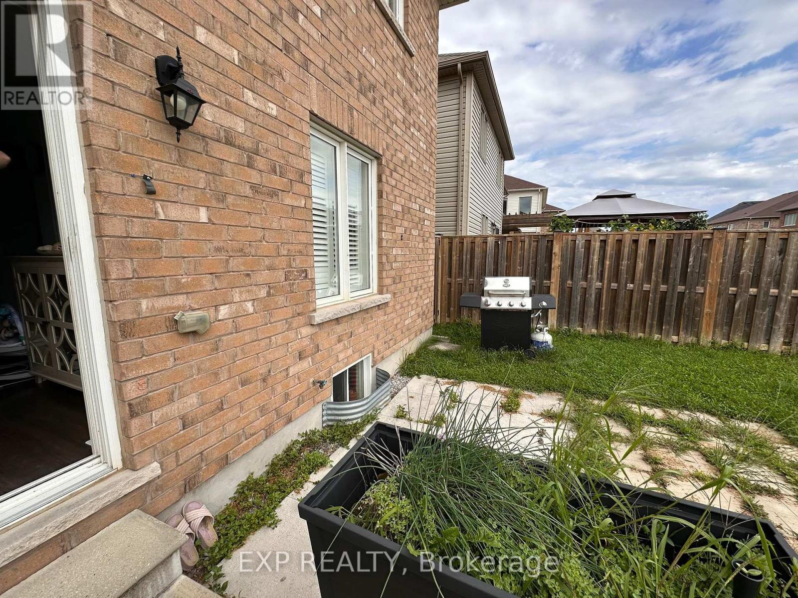 8660 Dogwood Crescent, Niagara Falls, Ontario  L2H 0K9 - Photo 31 - X13726318