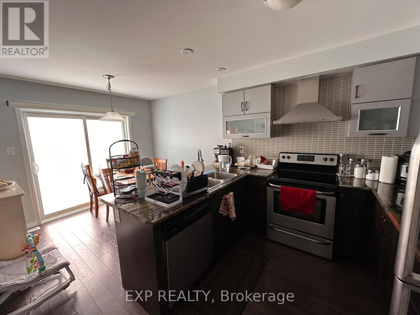 8660 Dogwood Crescent, Niagara Falls, Ontario  L2H 0K9 - Photo 9 - X13726318