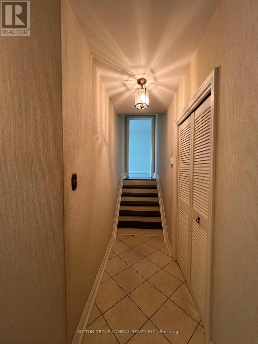 119 Caribou Road, Toronto, Ontario  M5N 2B1 - Photo 11 - C13443226