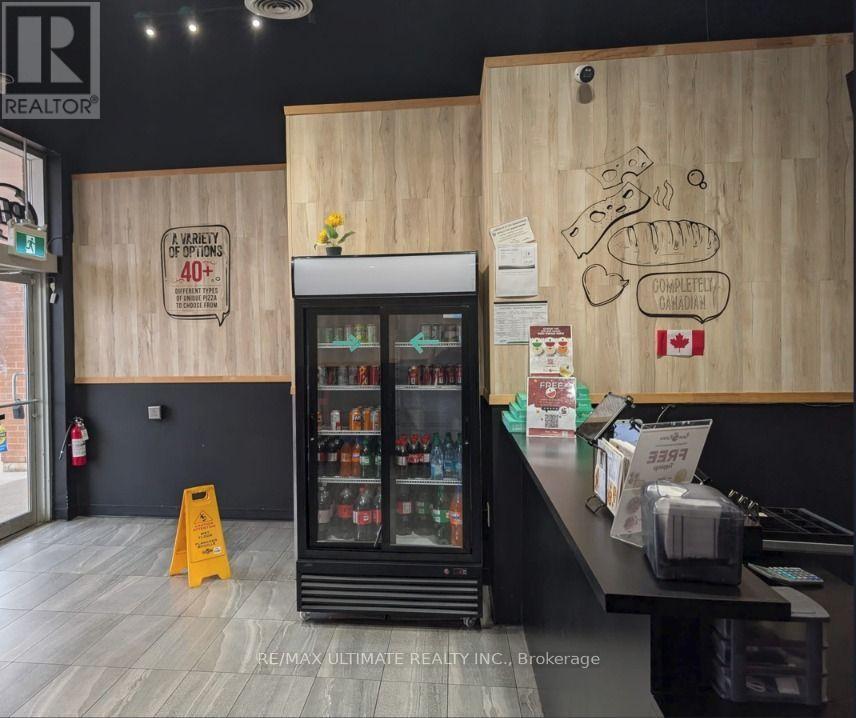 B7 - 117 CROSS AVENUE S, Oakville, Ontario