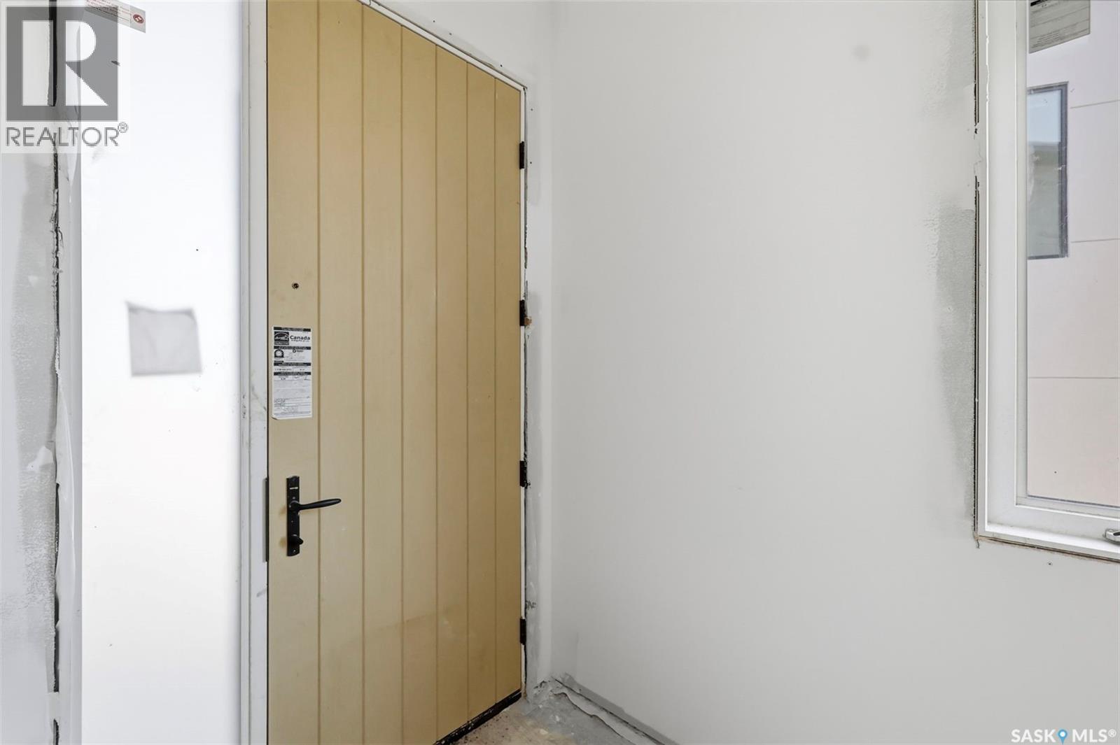 390 Sharma Crescent, Saskatoon, Saskatchewan  S7W 1K9 - Photo 7 - SK045787
