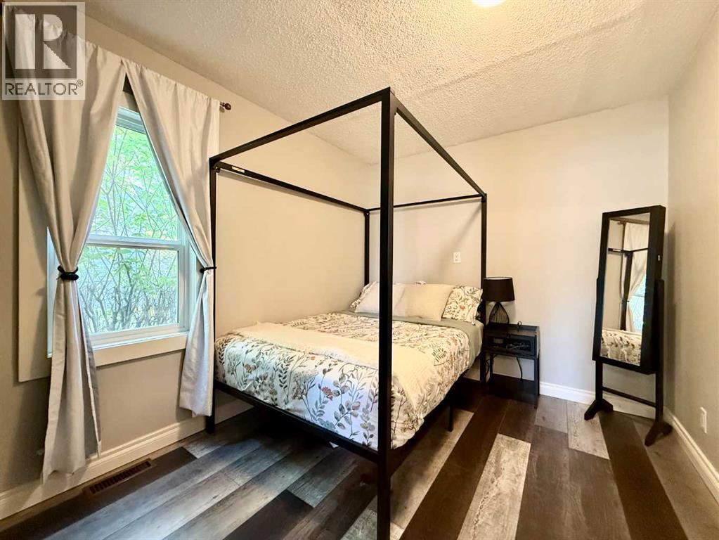 505 6 Avenue, Wainwright, Alberta  T9W 1A9 - Photo 16 - A2341240
