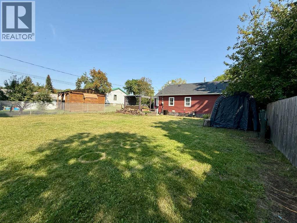 505 6 Avenue, Wainwright, Alberta  T9W 1A9 - Photo 31 - A2341240