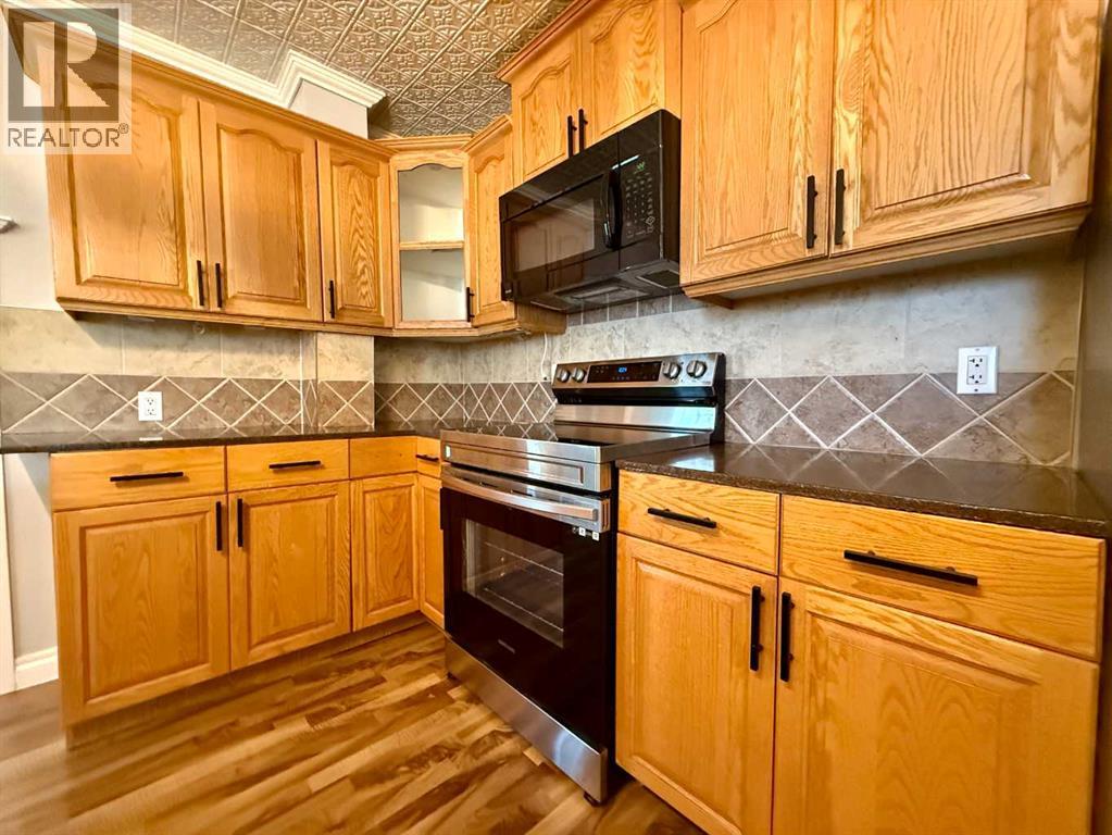 505 6 Avenue, Wainwright, Alberta  T9W 1A9 - Photo 6 - A2341240