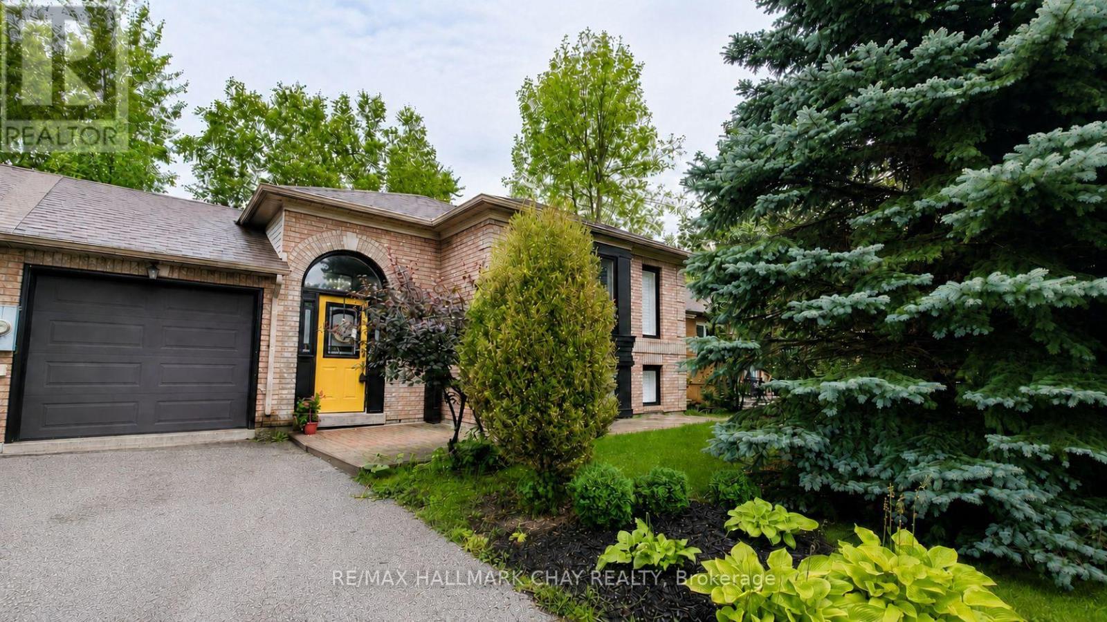 5 HARBOUR CRESCENT, Wasaga Beach, Ontario
