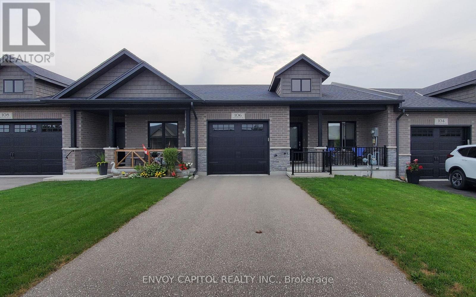 106 RIDGEWOOD CRESCENT, St. Marys, Ontario