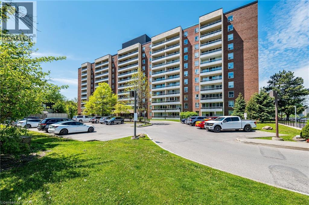 25 Four Winds Drive Unit# 405, Toronto, Ontario  M3J 1K8 - Photo 2 - 40850730